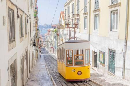 Old Town Chiado Balcony Aircon By Ld Apartments 리스본 외부 사진