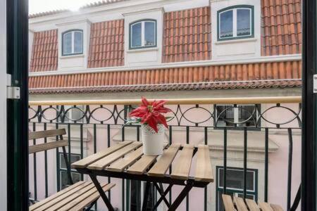 Old Town Chiado Balcony Aircon By Ld Apartments 리스본 외부 사진